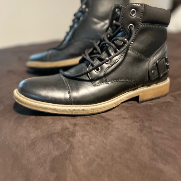 Like new J. Ferrar boots. - Picture 5 of 6